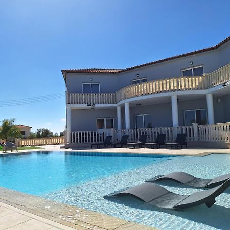 Grand Villa Lynn Seaview Айя-Напа Экстерьер фото