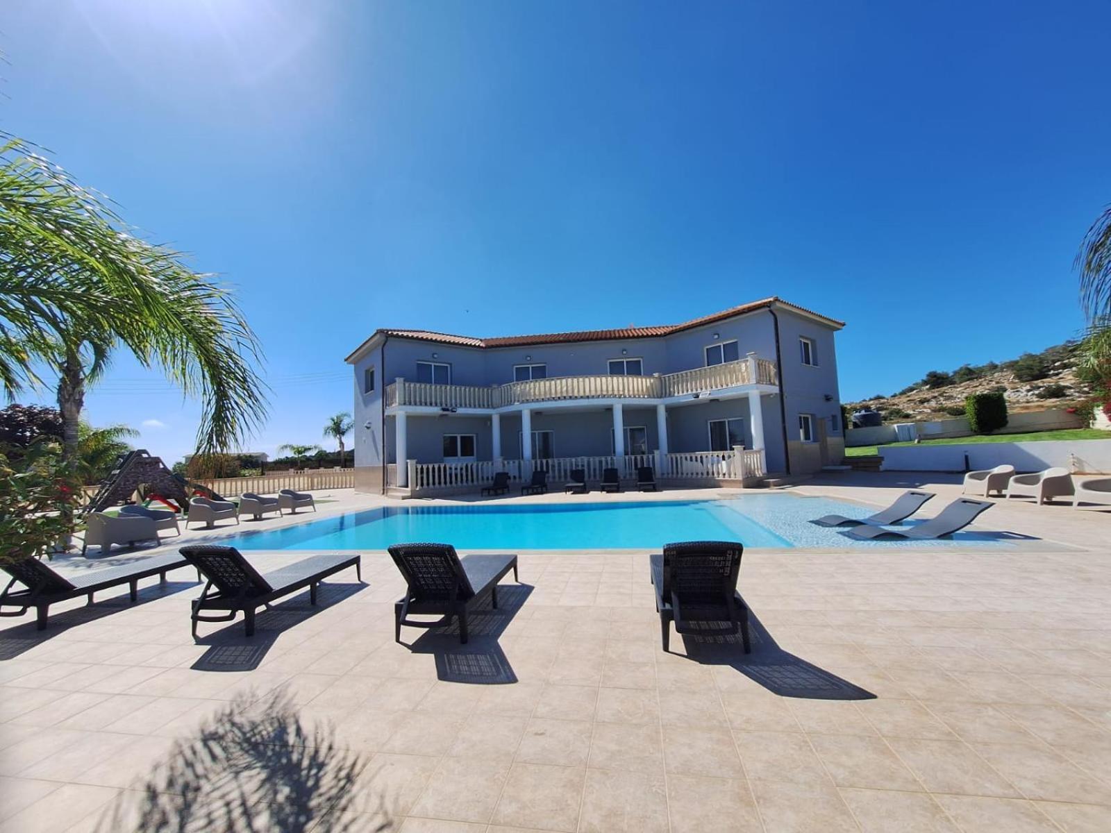 Grand Villa Lynn Seaview Айя-Напа Экстерьер фото
