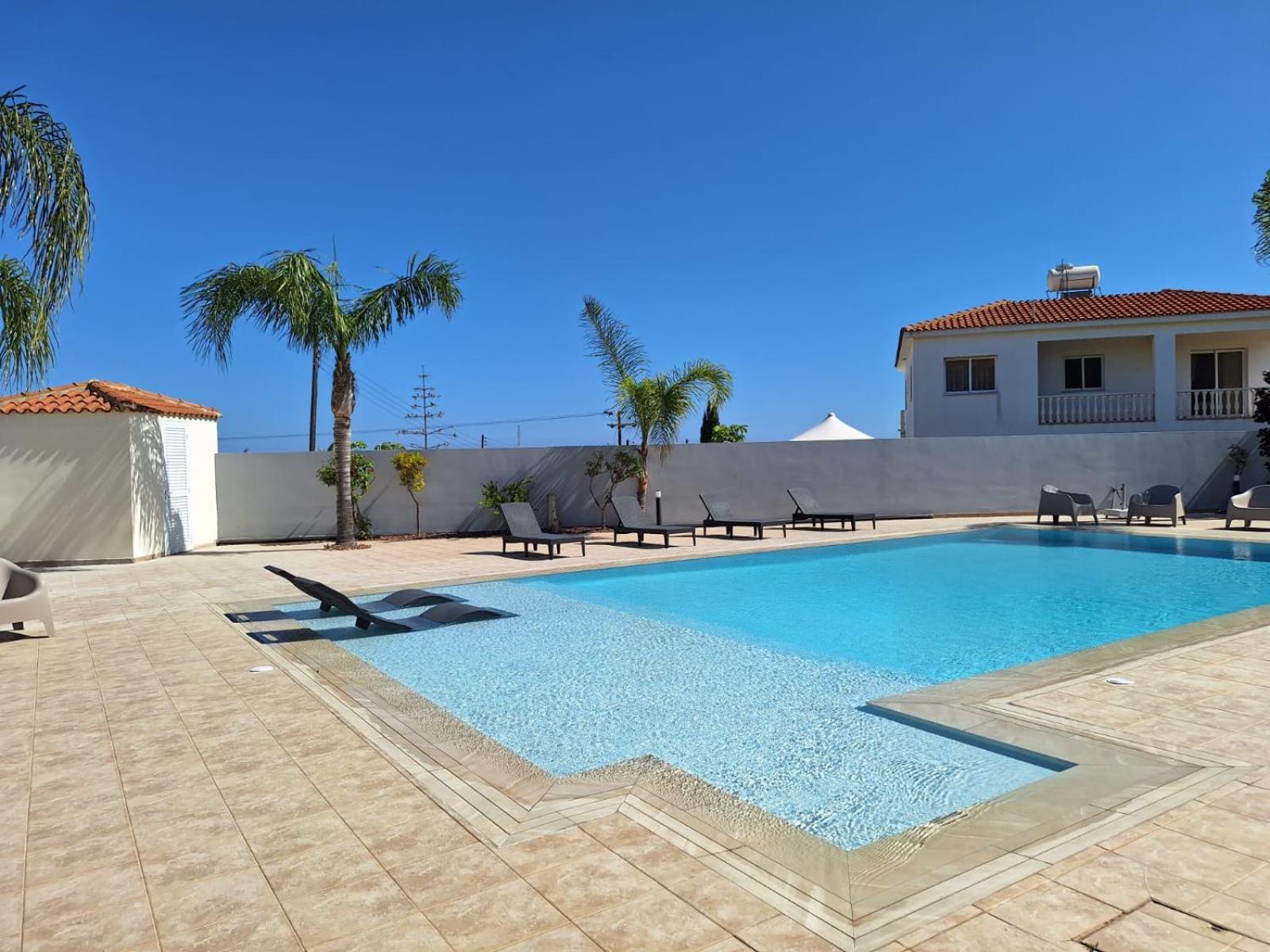 Grand Villa Lynn Seaview Айя-Напа Экстерьер фото